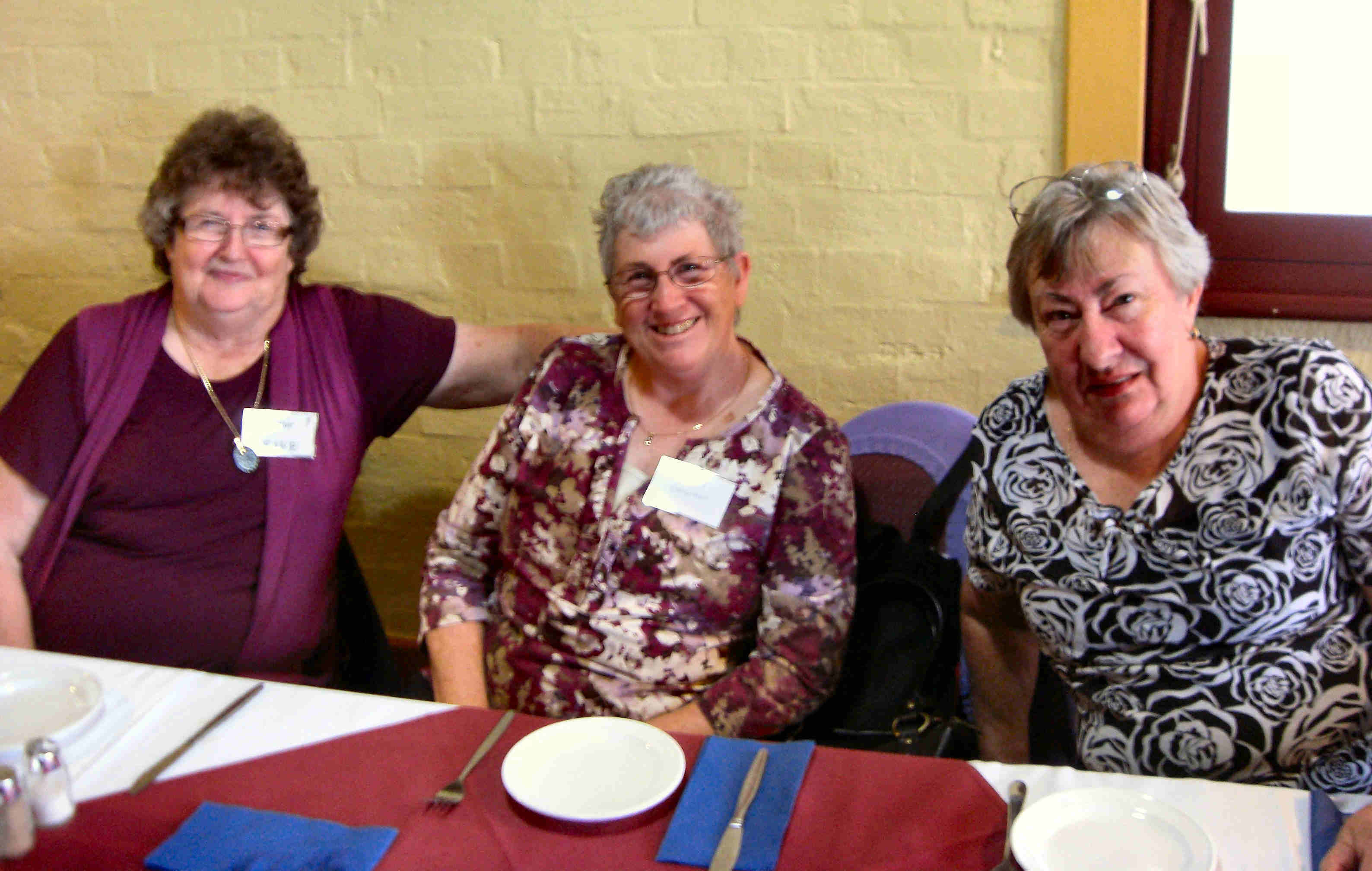 Lorraine Neave, Lorrene Carruthers and Lillian Coxhedge.